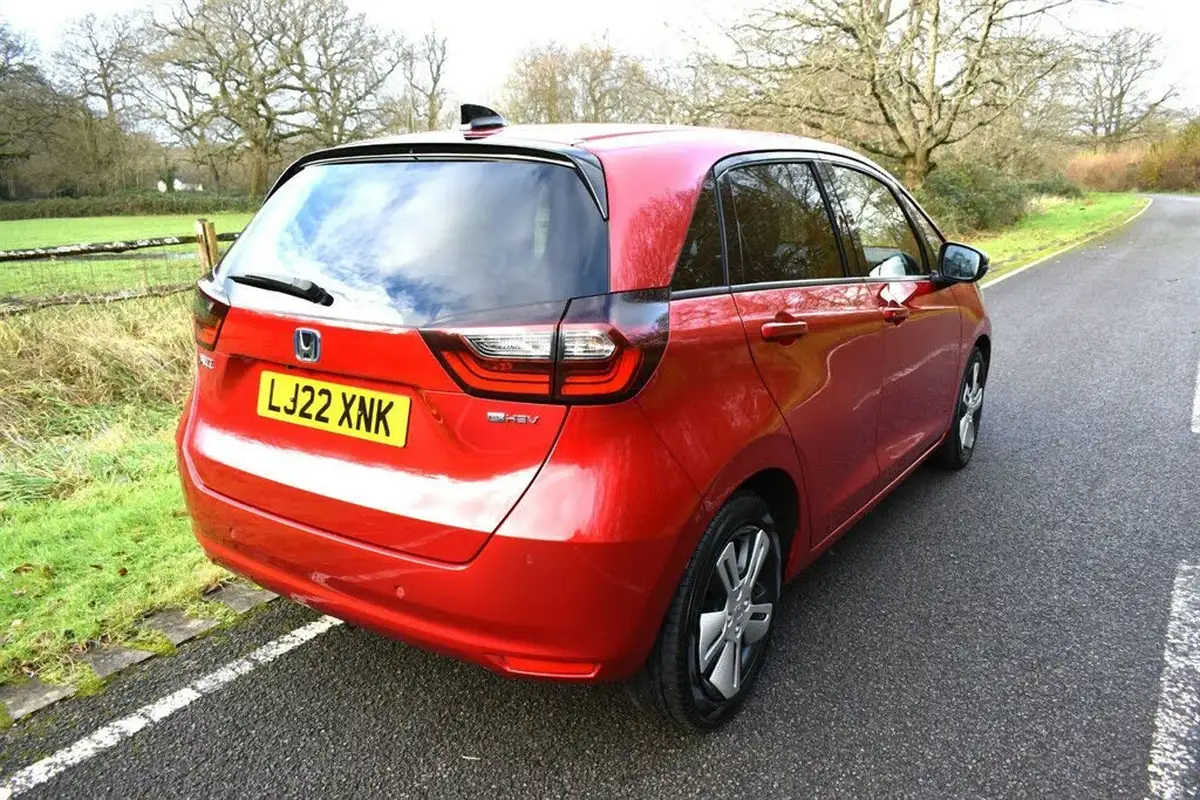 2022-honda-jazz-15-i-mmd-ex-107ps-big-3