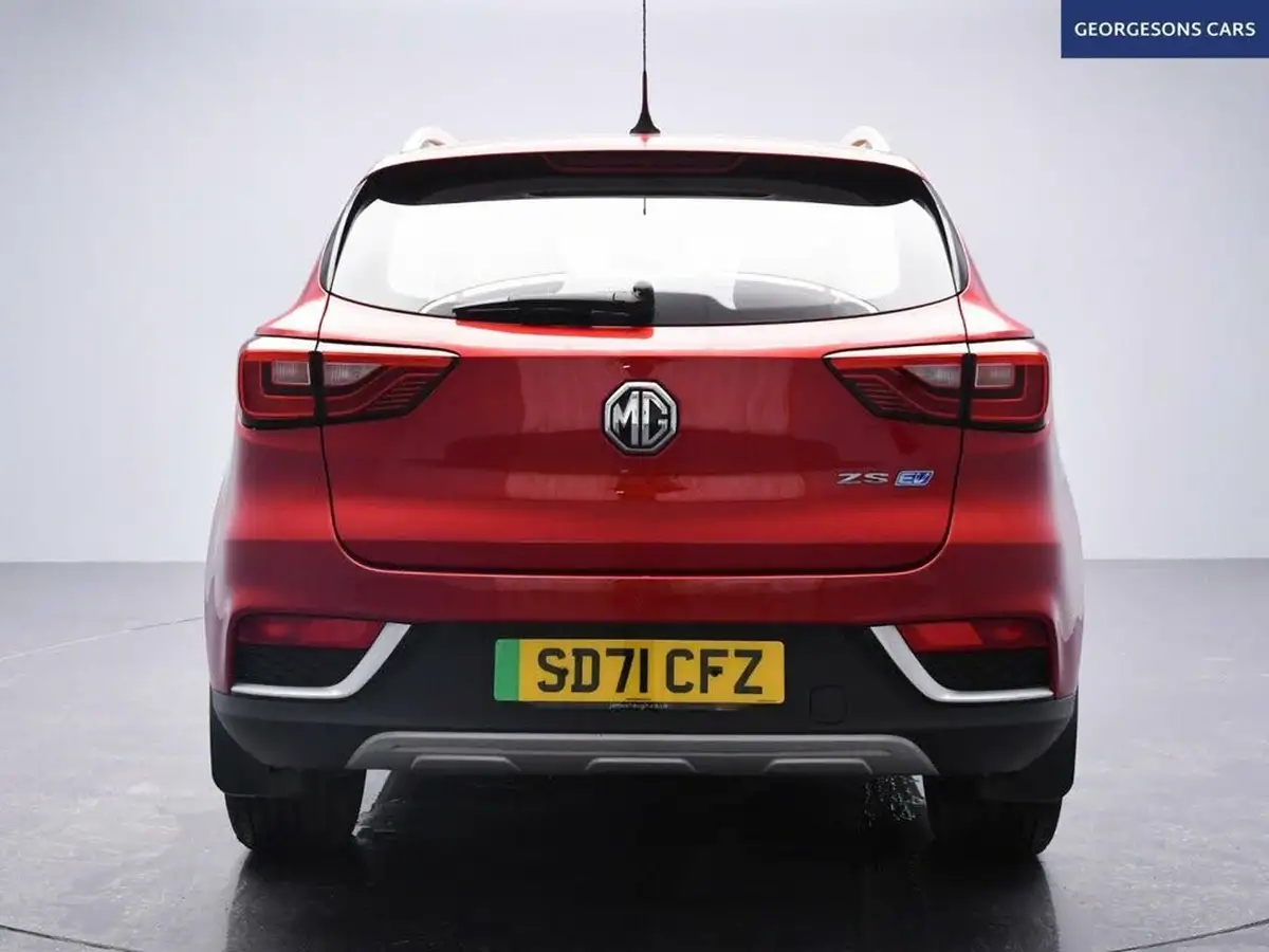 2021-mg-zs-suv-e-exclusive-ev-big-7
