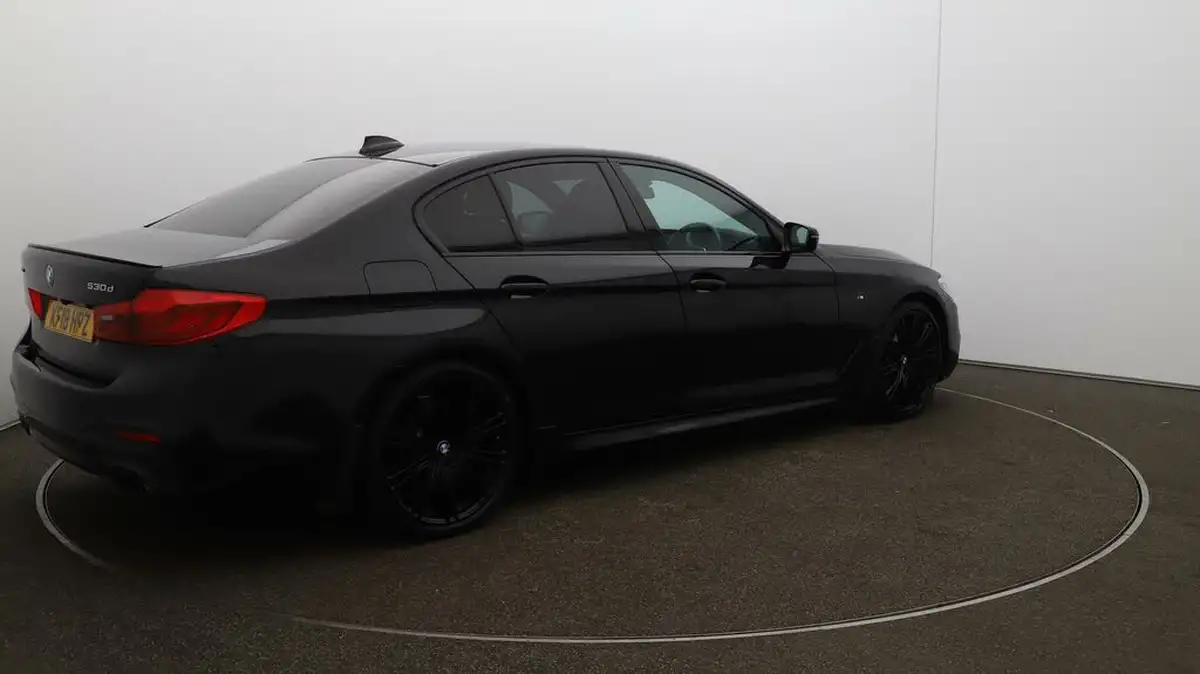 2018-bmw-5-series-30td-530d-m-sport-saloon-4d-big-48