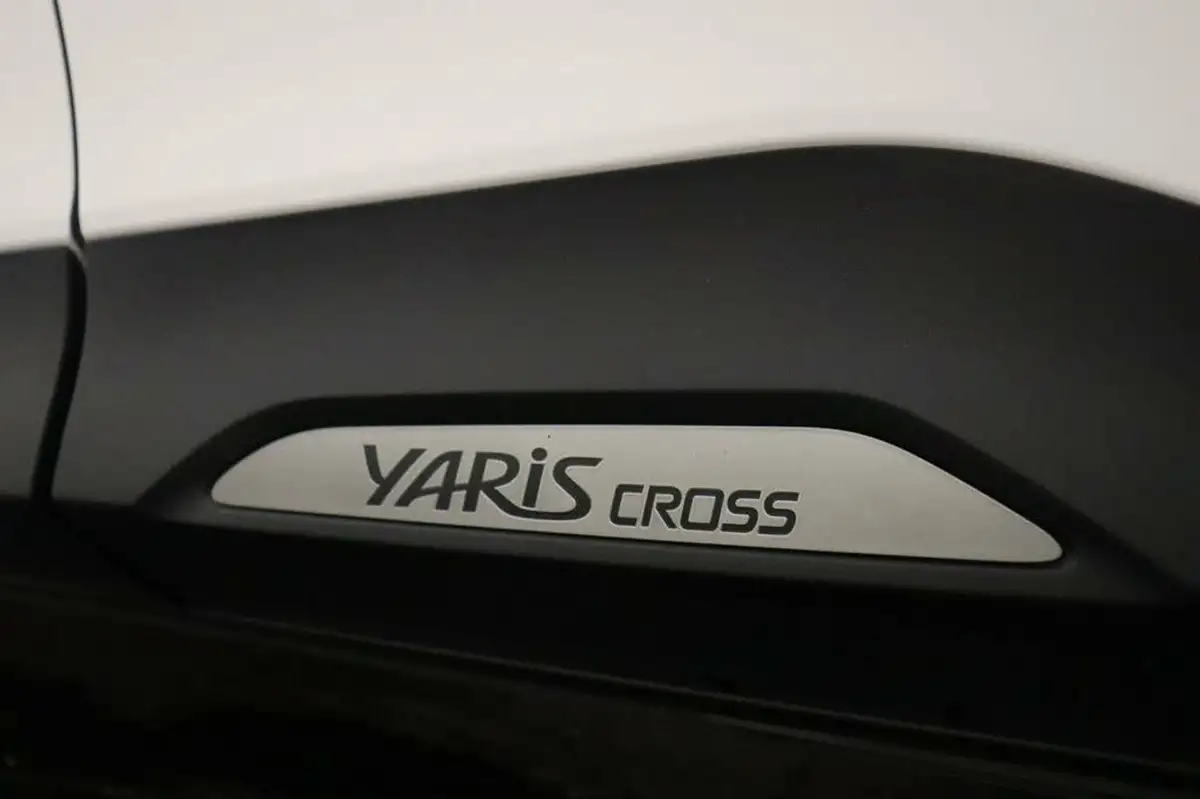 2022-toyota-yaris-cross-15-vvt-i-icon-big-5