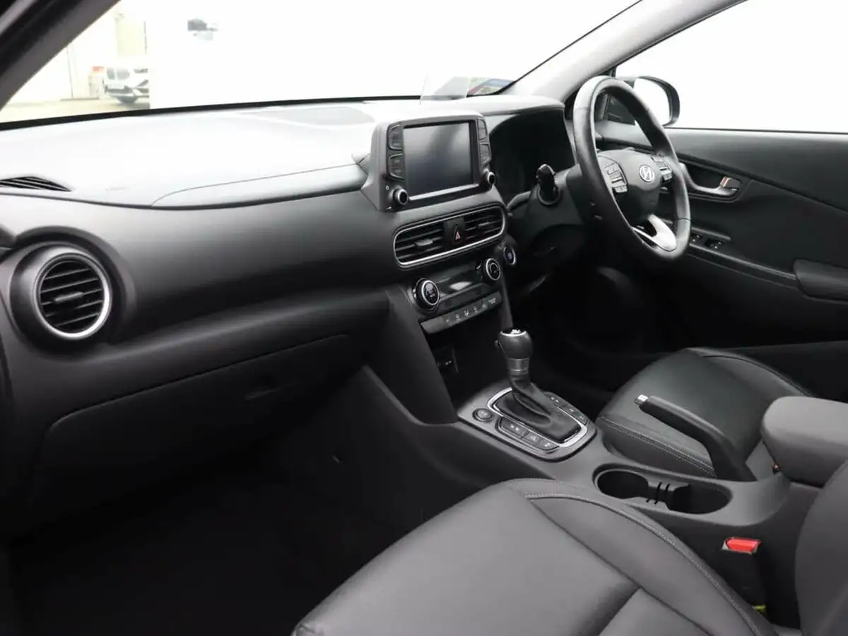 2018-hyundai-kona-16-t-gdi-premium-gt-2-tone-roof-big-11