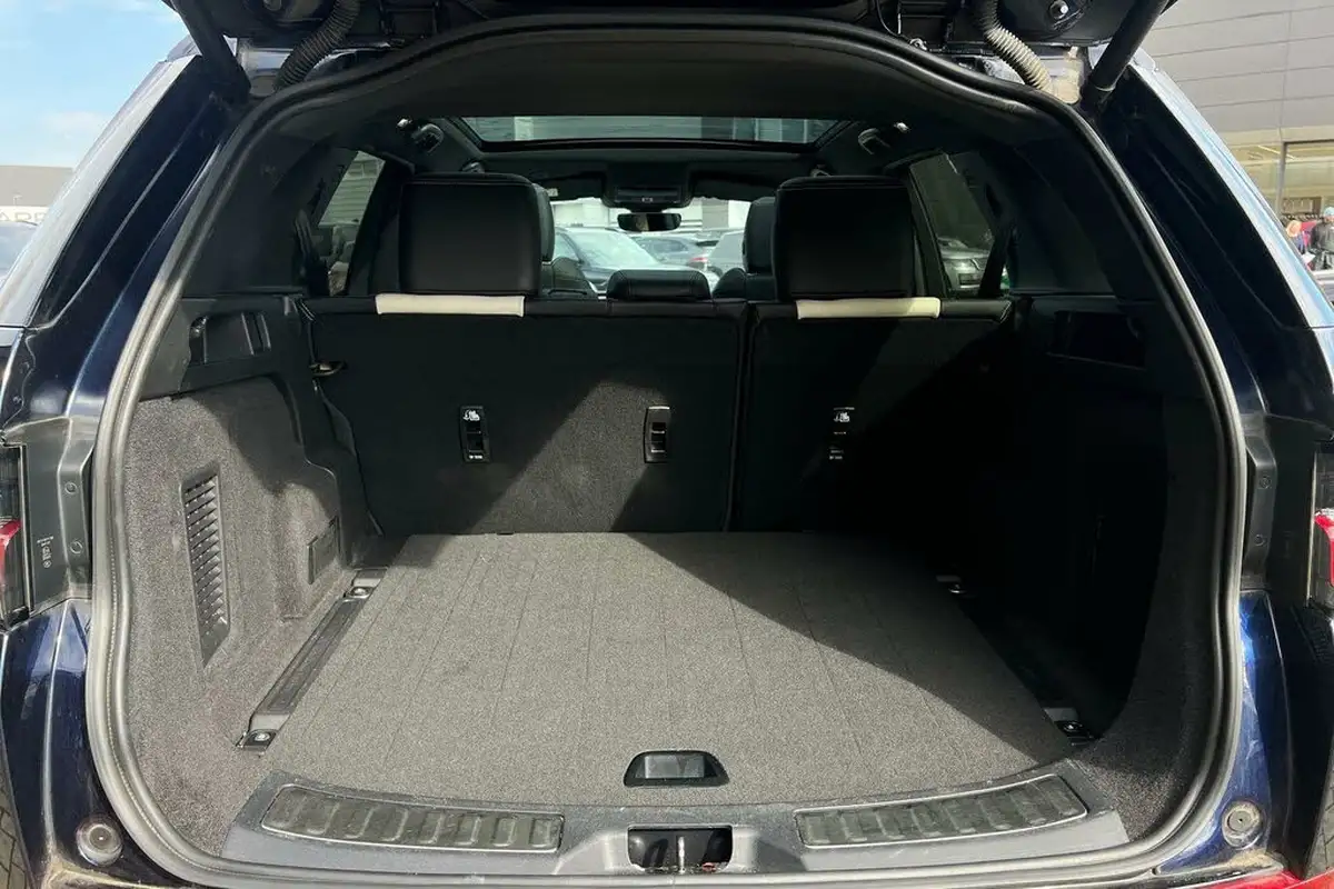 2022-land-rover-discovery-sport-20-d200-r-dynamic-se-big-29