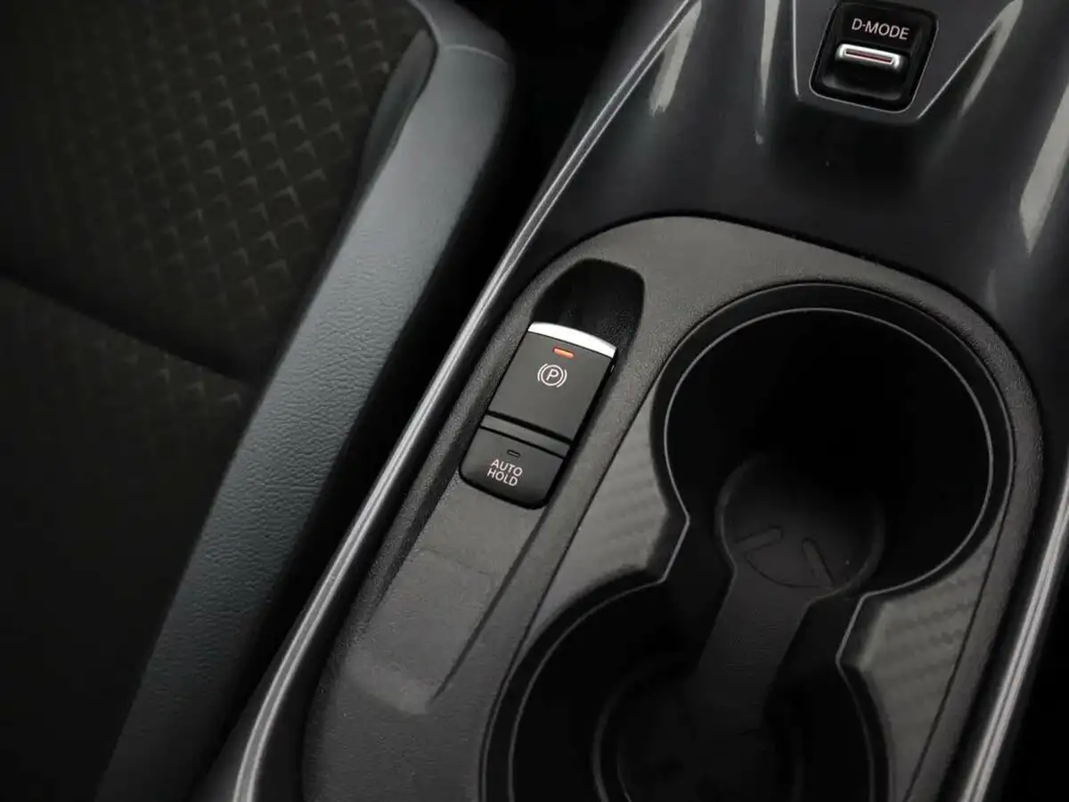 2024-nissan-juke-10-dig-t-n-connecta-dct-big-28