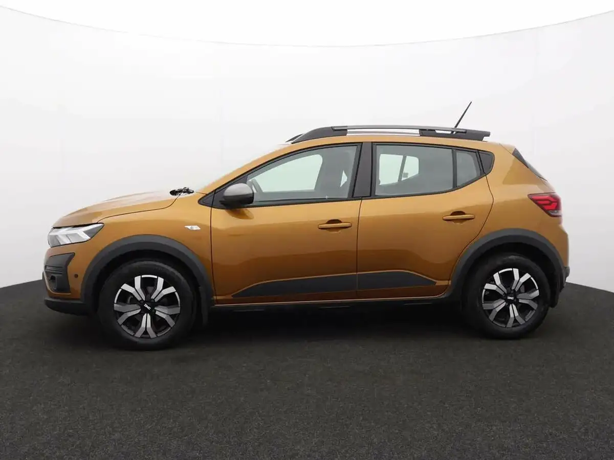 2023-dacia-sandero-stepway-10-tce-journey-90bhp-auto-big-3