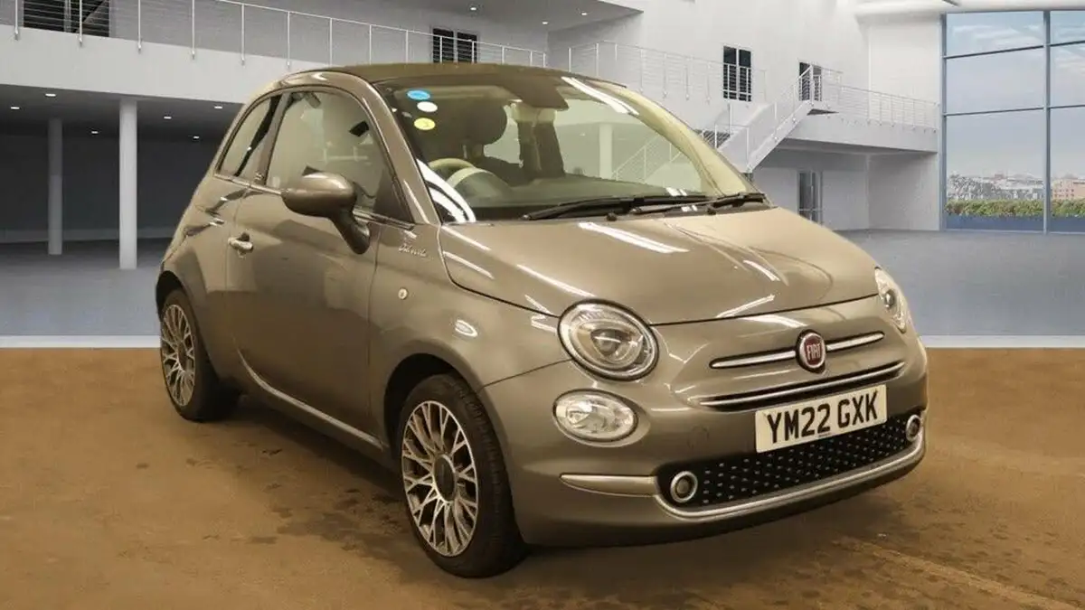 2022-fiat-500c-10-dolcevita-big-0