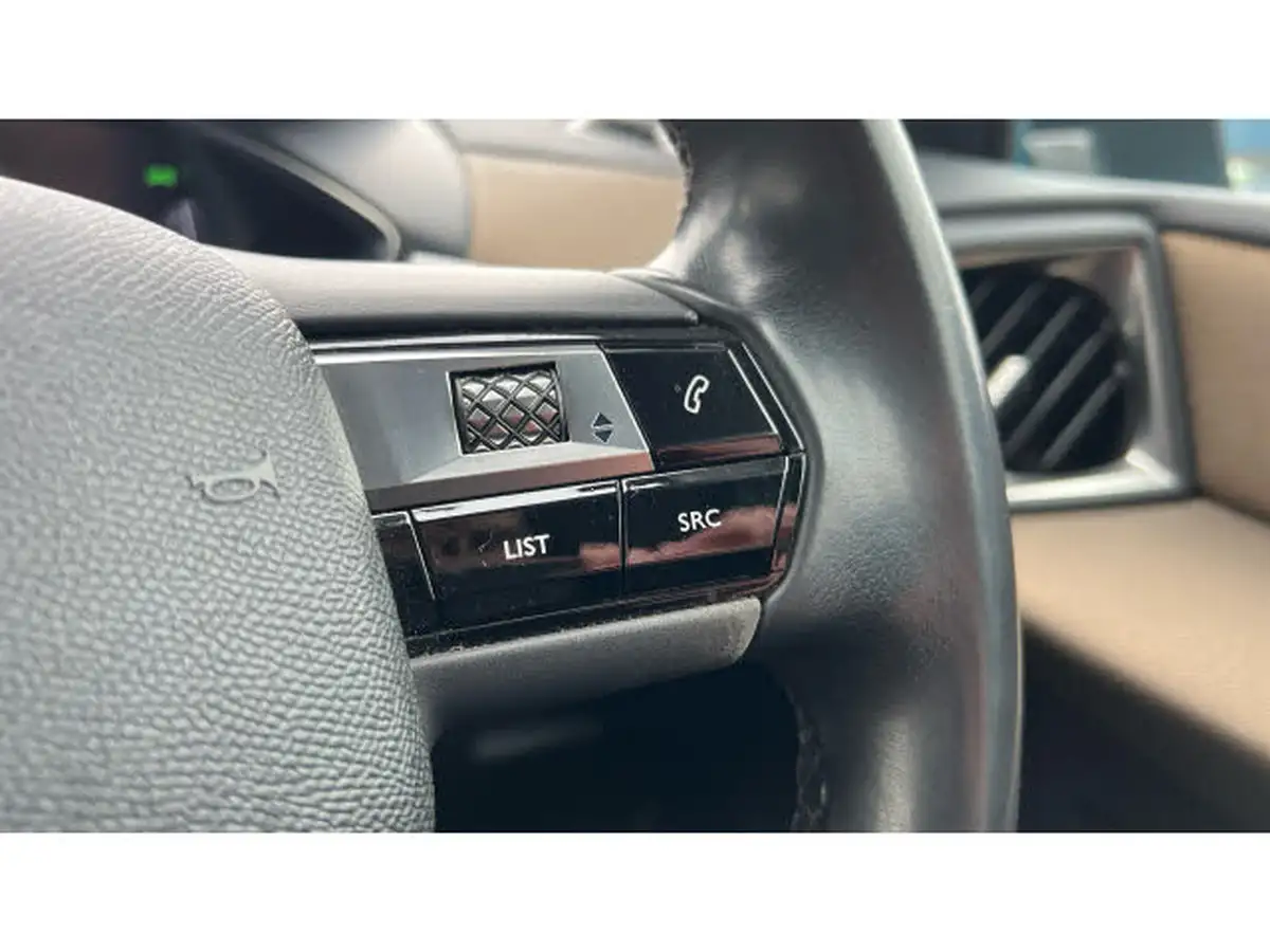 2019-ds-ds-3-crossback-12-puretech-prestige-155ps-eat8-big-49