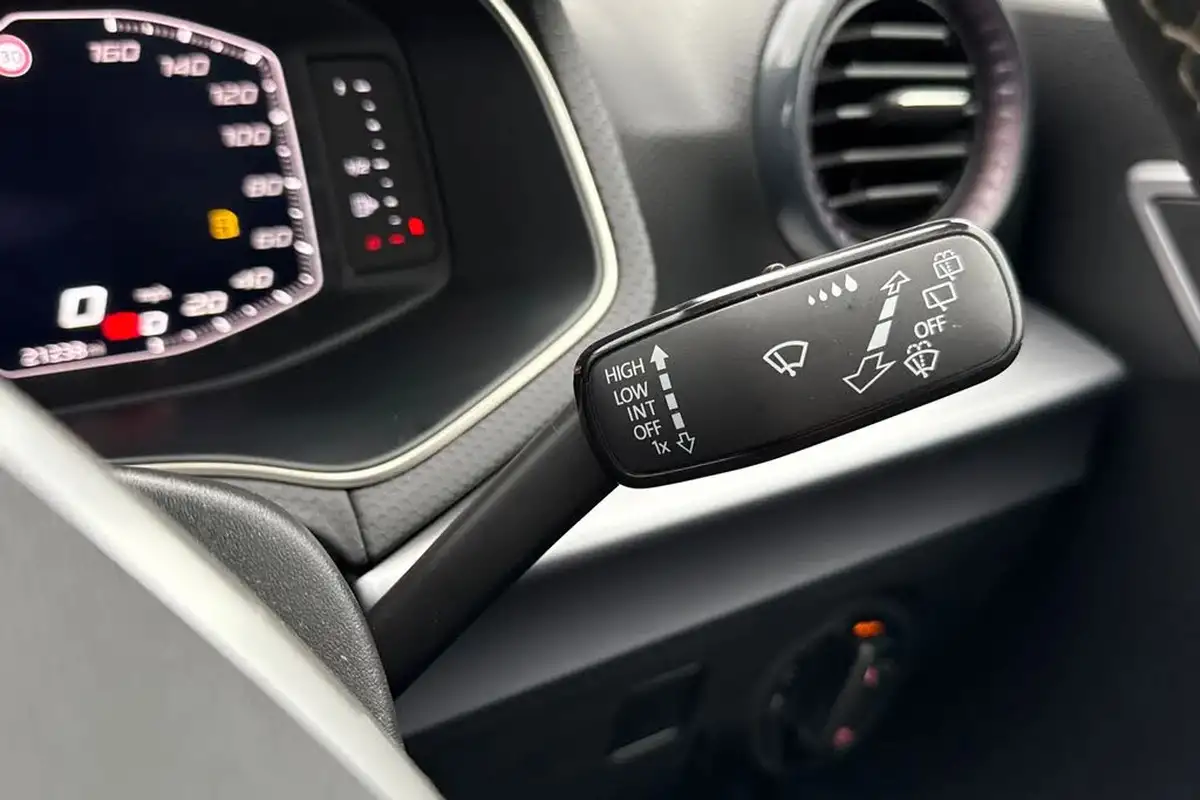 2021-seat-ibiza-10-tsi-xcellence-lux-110ps-big-35