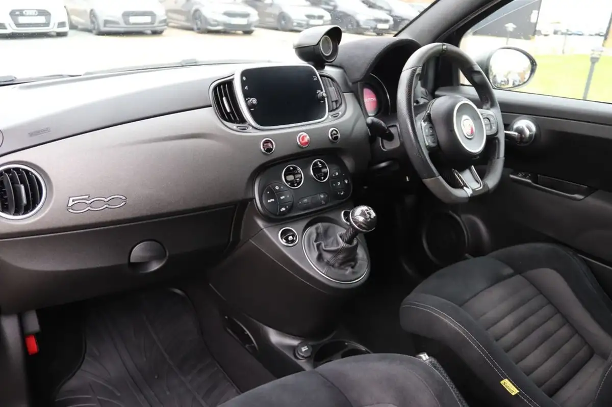 2018-abarth-595-14-tjet-competizione-big-27