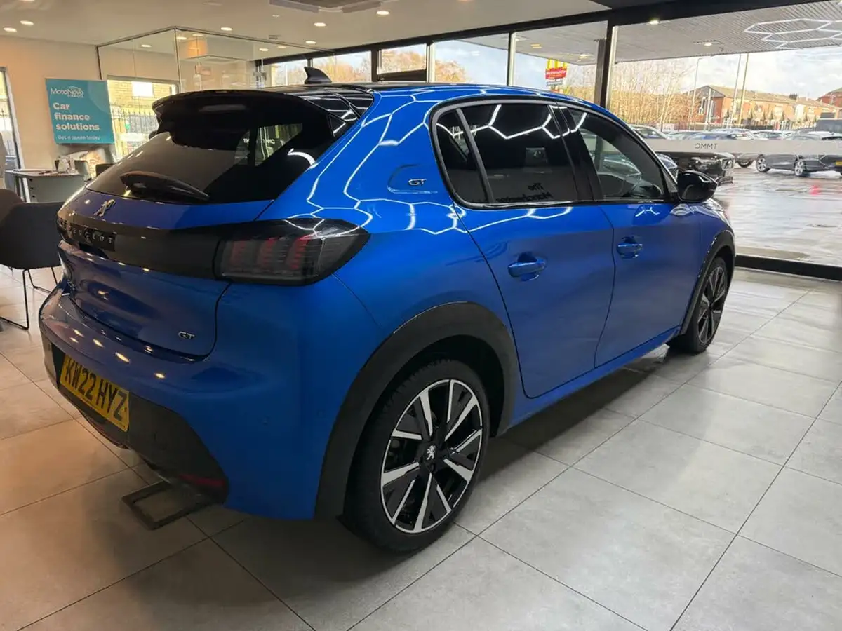 2022-peugeot-208-12-puretech-gt-100bhp-big-13