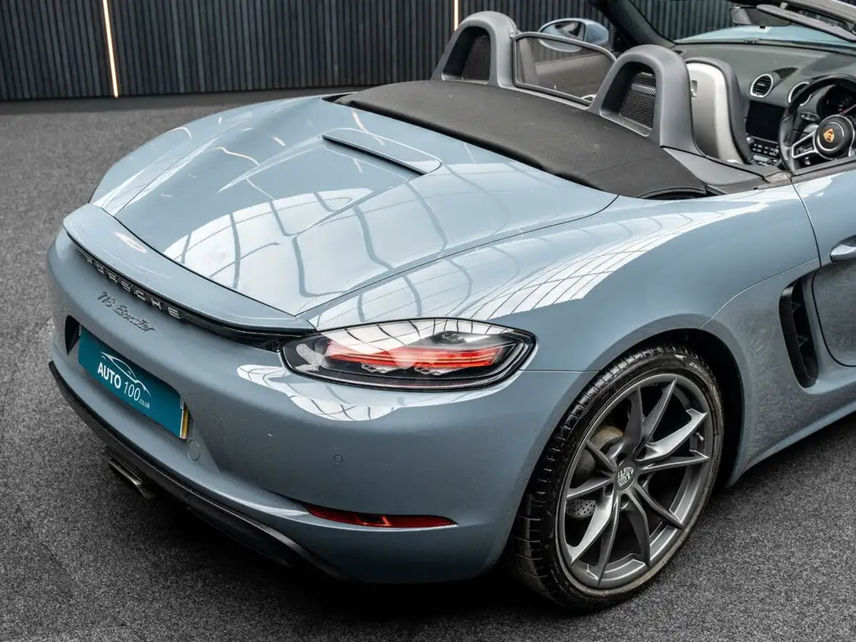 2016-porsche-boxster-718-20-boxster-pdk-big-24