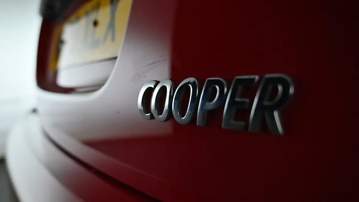 2021-mini-countryman-15-cooper-classic-big-20