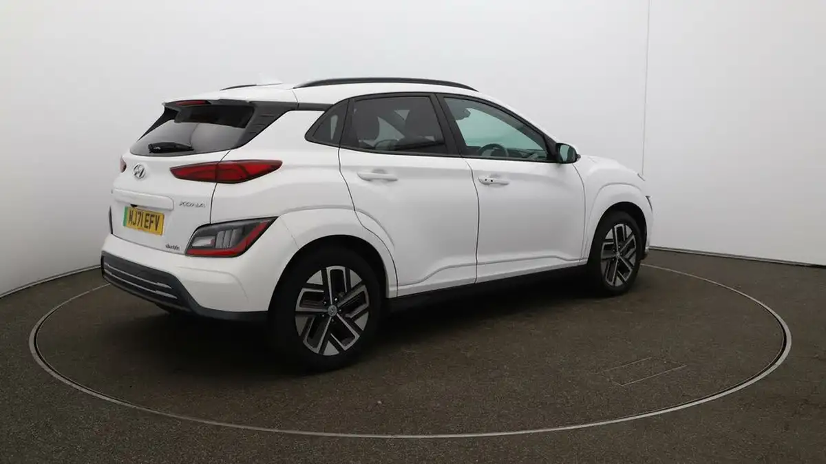 2022-hyundai-kona-e-premium-204ps-64kwh-7kw-obc-big-43