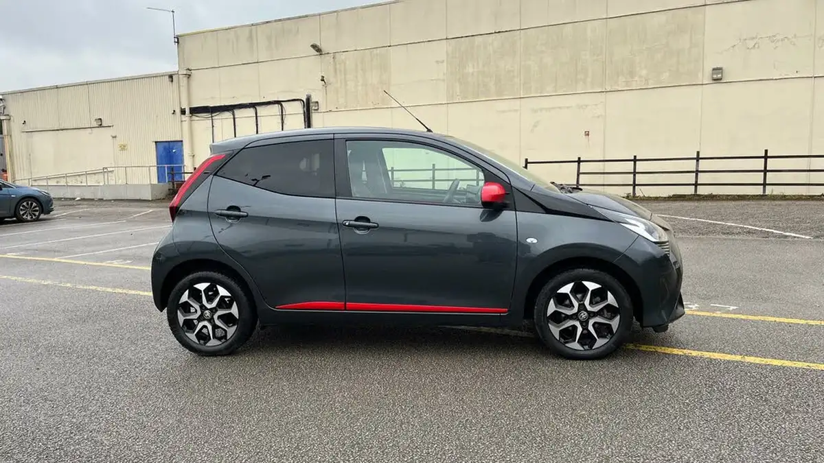 2020-toyota-aygo-10-vvt-i-x-trend-tss-x-shift-big-15