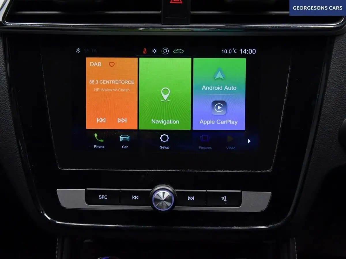 2021-mg-zs-suv-e-excite-ev-big-13