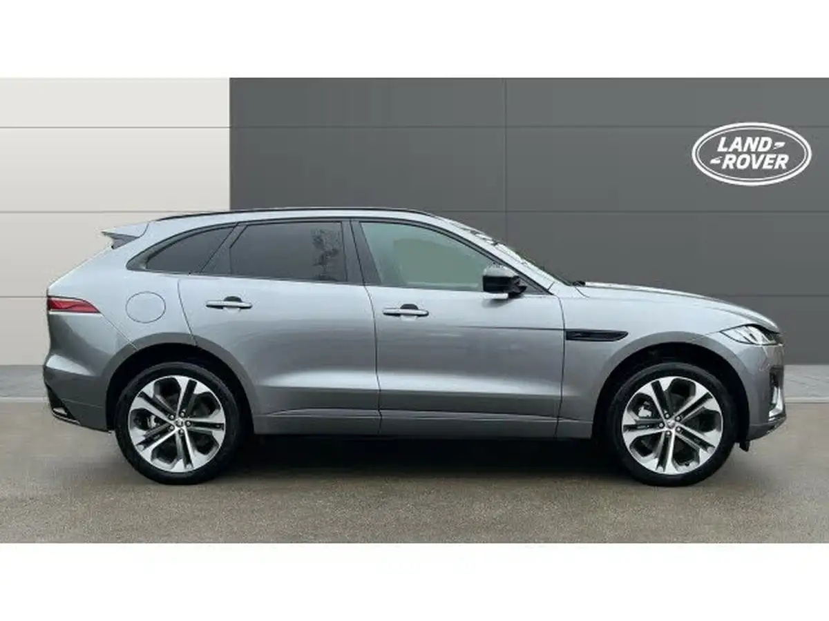 2024-jaguar-f-pace-20-d200-r-dynamic-hse-black-big-4