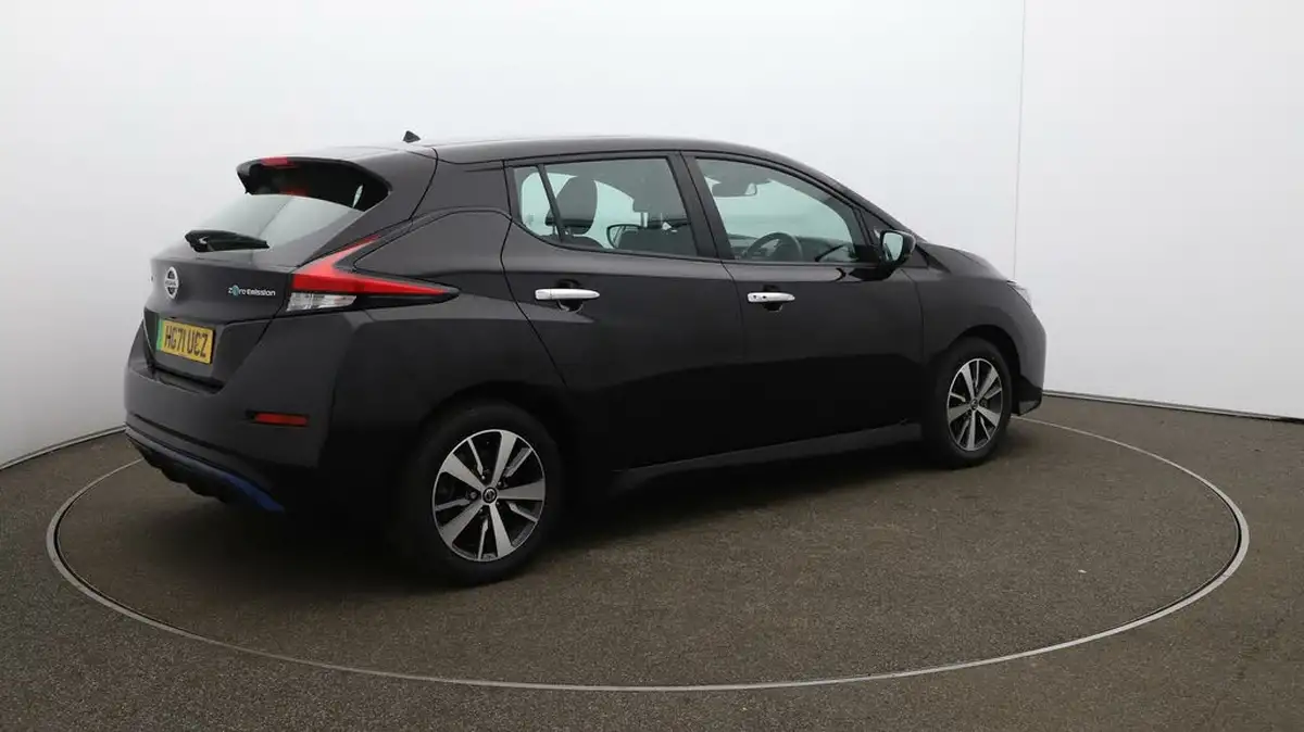 2022-nissan-leaf-e-acenta-big-50