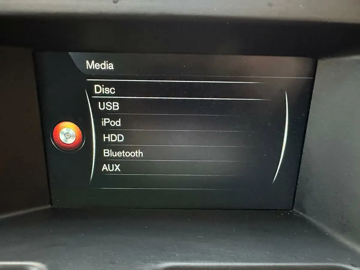 2016-volvo-xc60-20td-d4-se-nav-geartronic-big-20