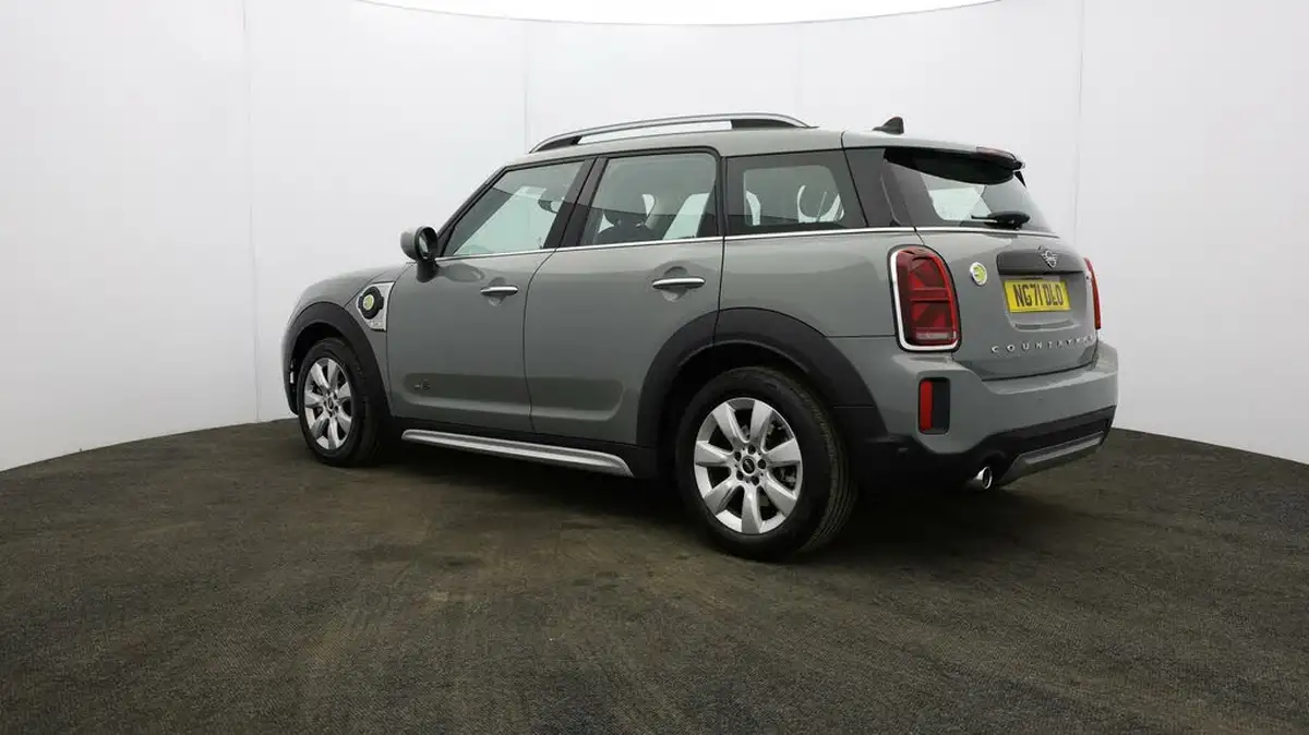 2021-mini-countryman-15-cooper-s-e-phev-classic-comfort-big-4