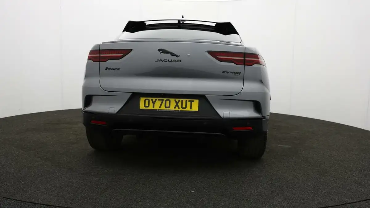 2020-jaguar-i-pace-ev400-hse-big-6