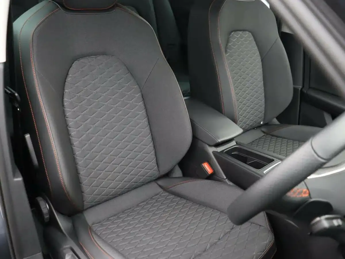2024-seat-leon-10-etsi-evo-fr-hatchback-big-9
