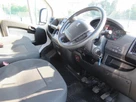 2019-peugeot-boxer-20-bluehdi-335-l4-luton-bfb-small-12