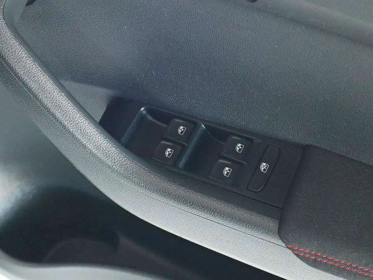 2019-skoda-fabia-10-tsi-monte-carlo-109ps-estate-big-27