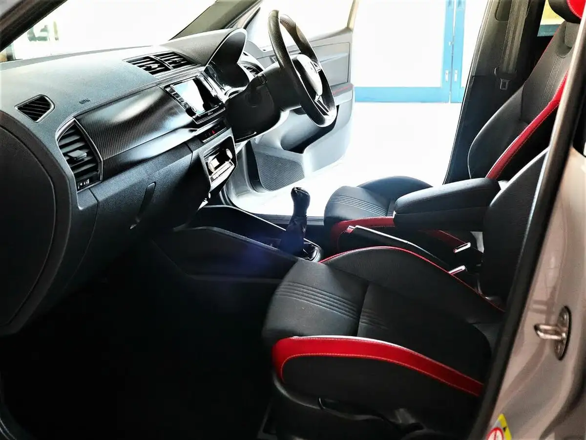 2019-skoda-fabia-10-tsi-monte-carlo-109ps-estate-big-3