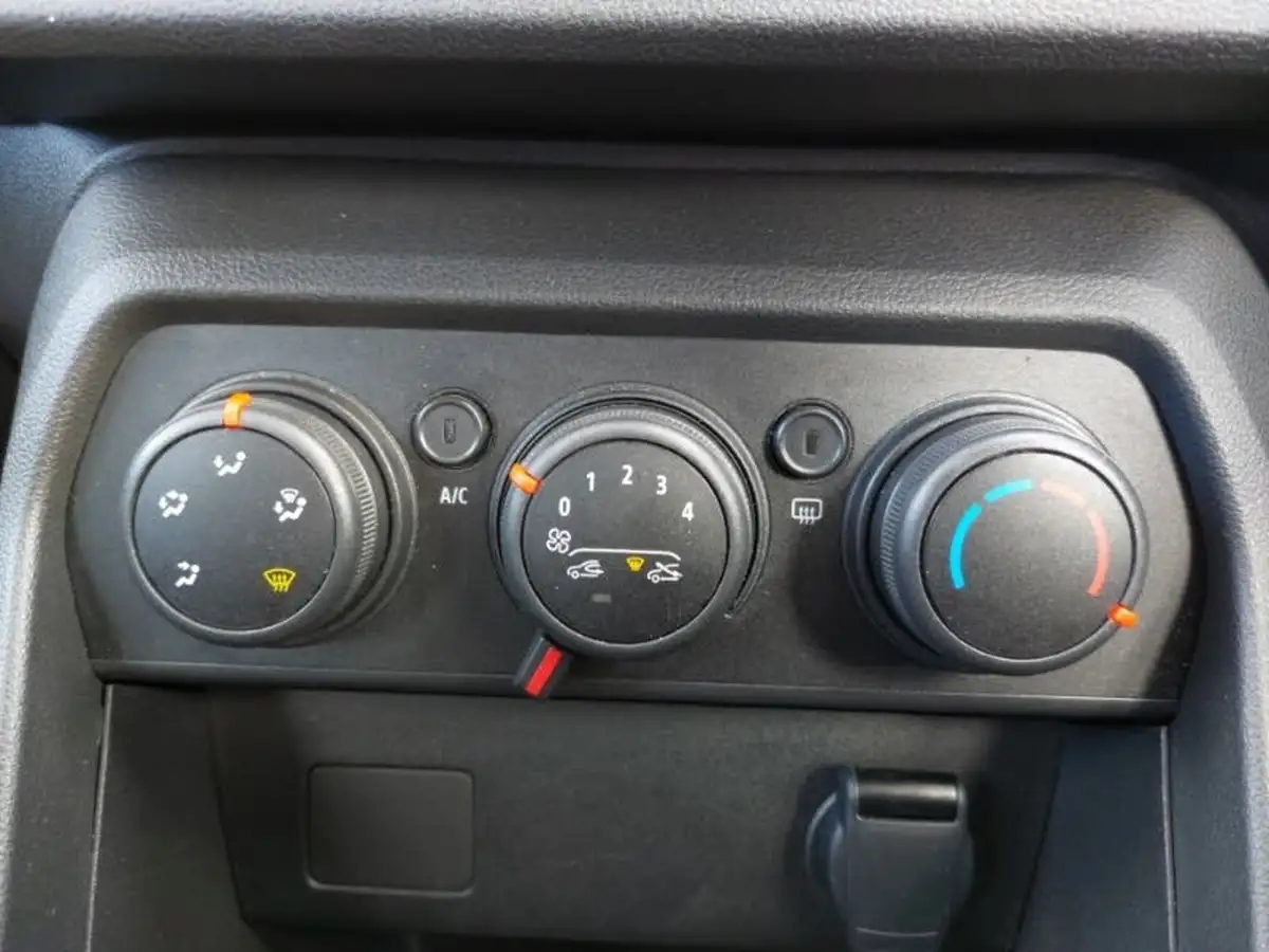 2024-dacia-sandero-stepway-10-tce-expression-90bhp-big-14