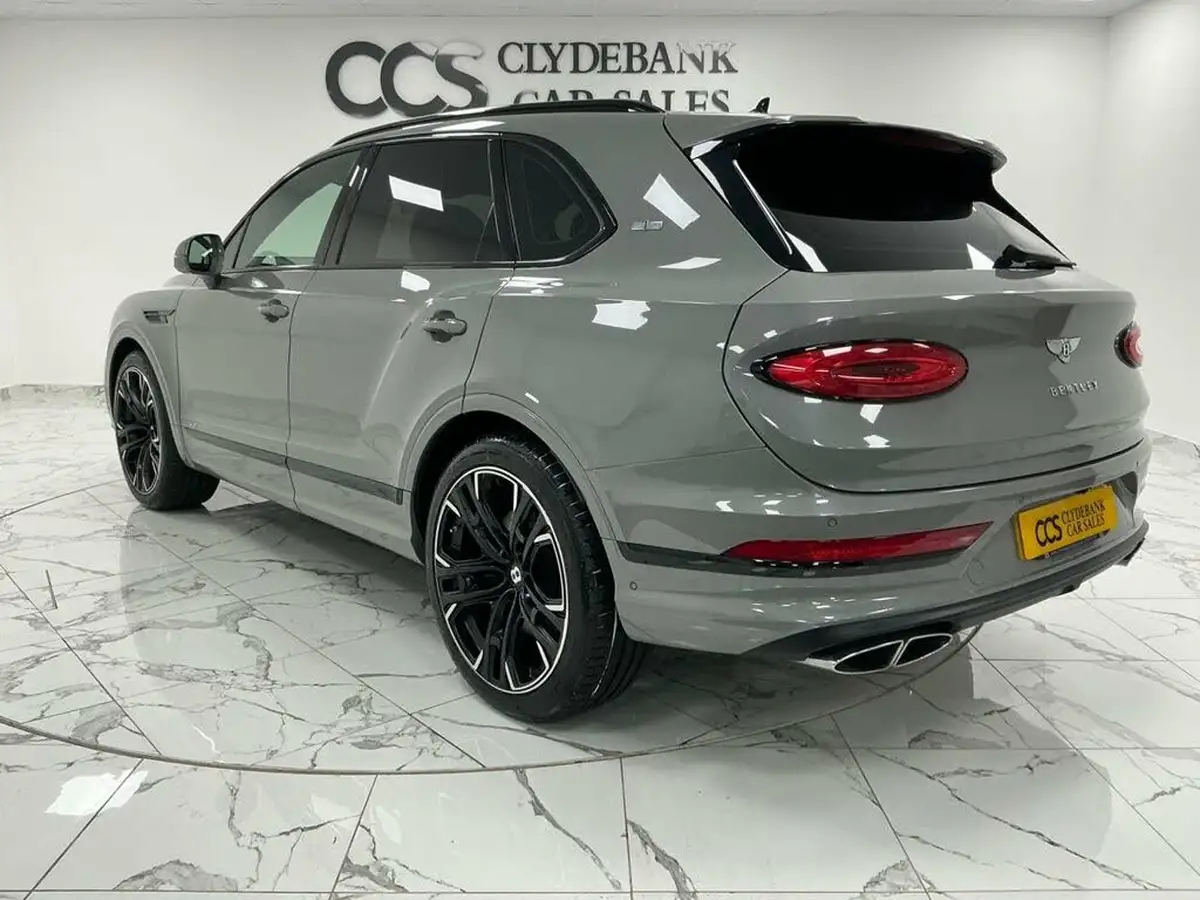 2021-bentley-bentayga-40-v8-big-5