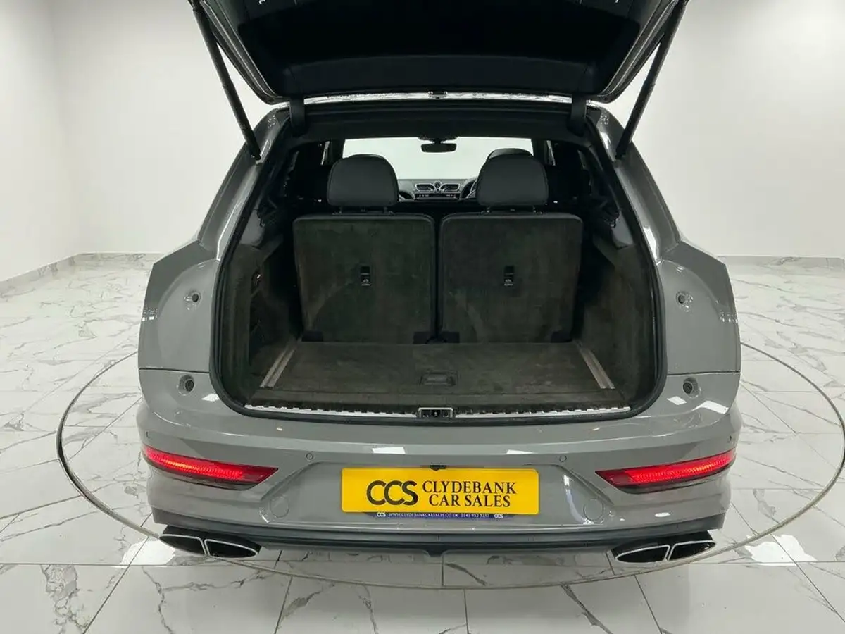 2021-bentley-bentayga-40-v8-big-57