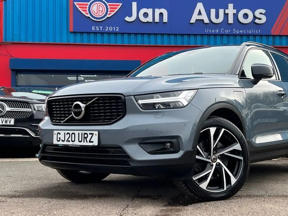 2020-volvo-xc40-15-t5-r-design-pro-twin-engine-big-33