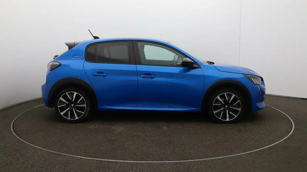 2020-peugeot-208-12-puretech-gt-line-100bhp-eat8-big-48