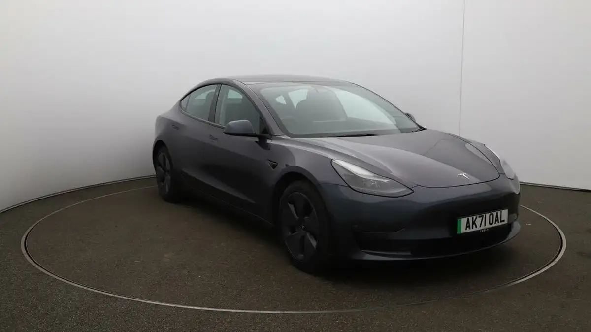 2021-tesla-model-3-e-long-range-awd-big-41