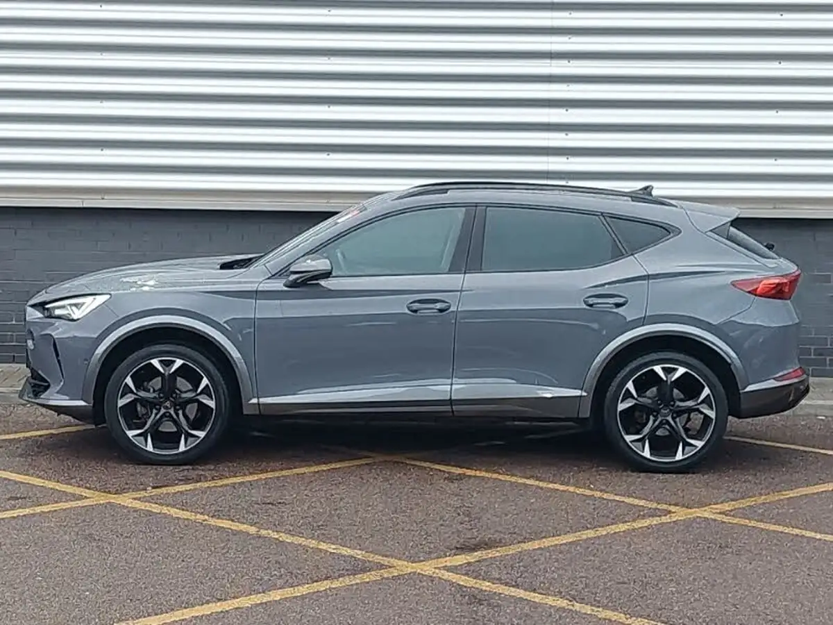 2022-cupra-formentor-15-tsi-v2-dsg-big-3