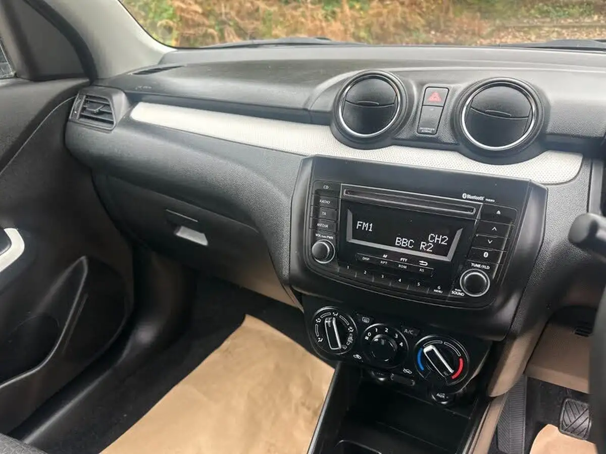 2020-suzuki-swift-12-dualjet-sz3-90ps-hybrid-big-9