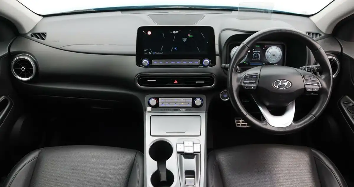 2021-hyundai-kona-e-ultimate-big-13