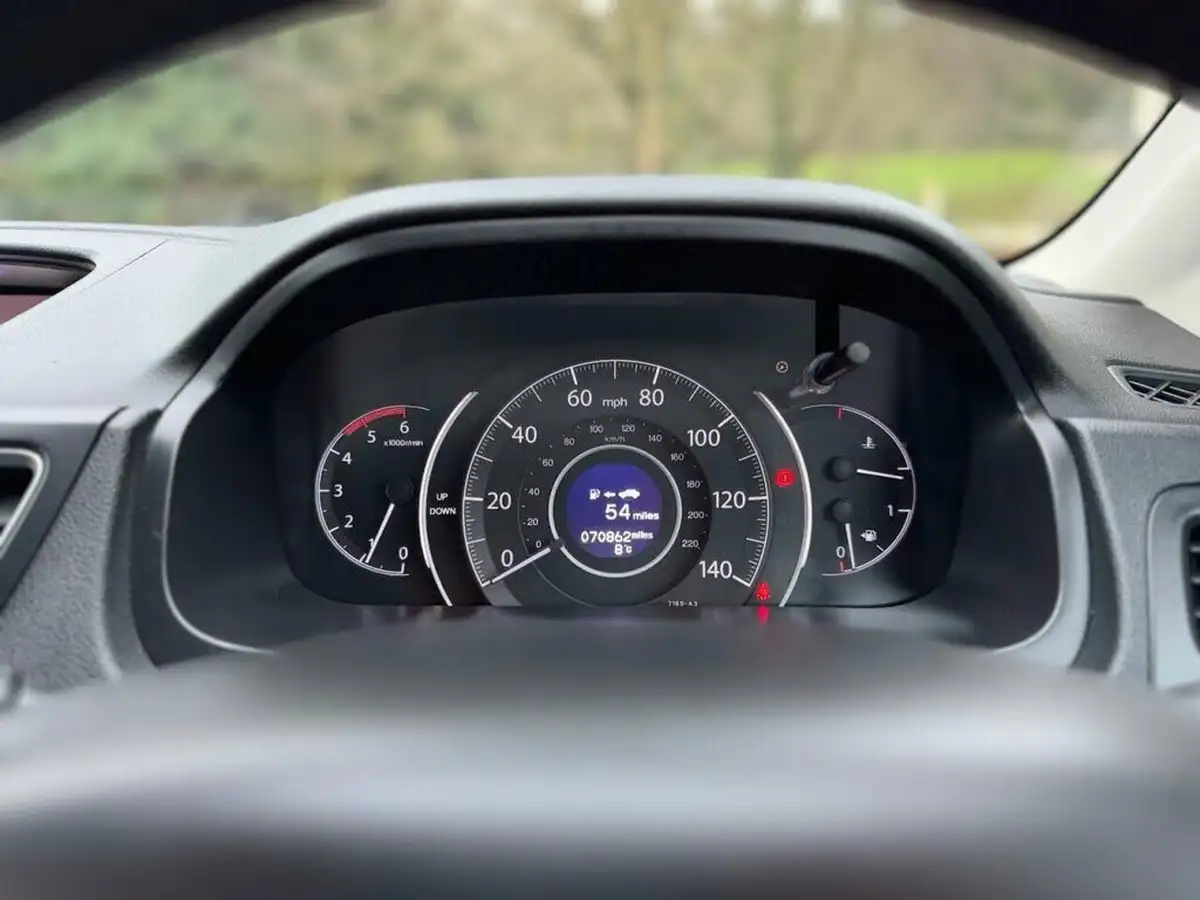 2015-honda-cr-v-16-i-dtec-se-honda-connect-160ps-4x4-big-36
