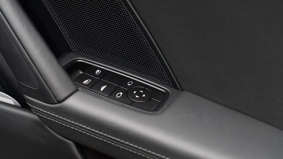 2023-porsche-911-30-carrera-s-cabriolet-pdk-big-29