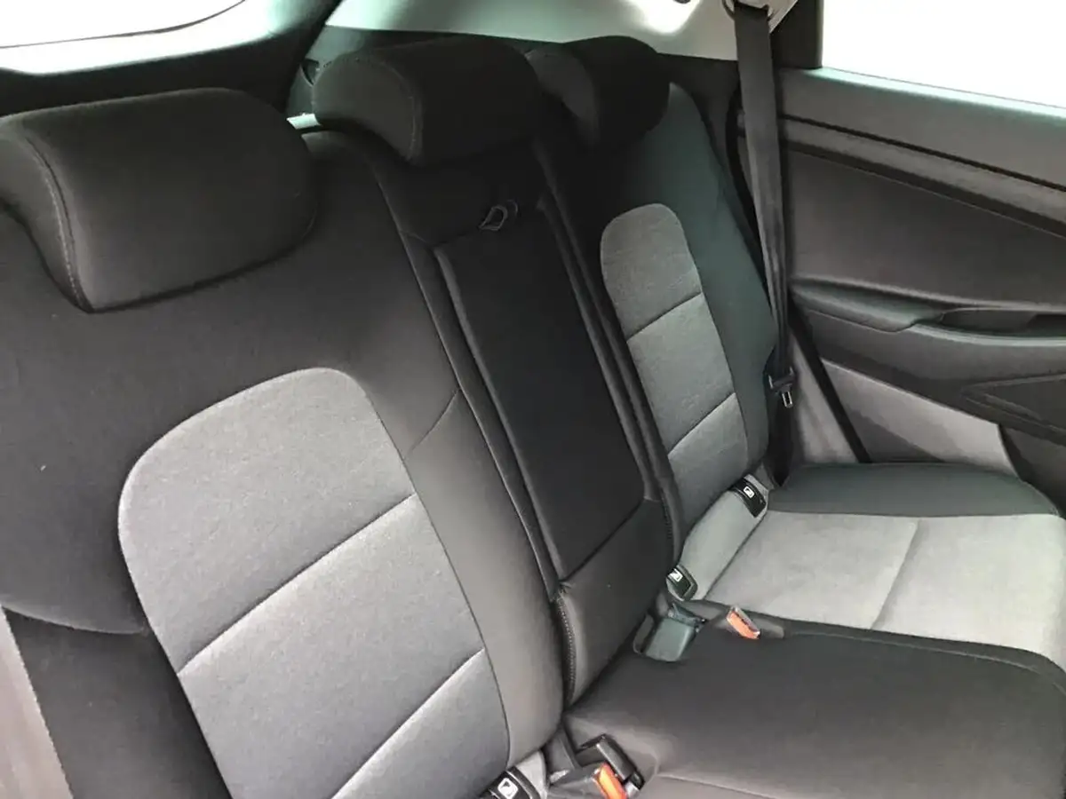 2019-hyundai-tucson-16-gdi-se-nav-big-8