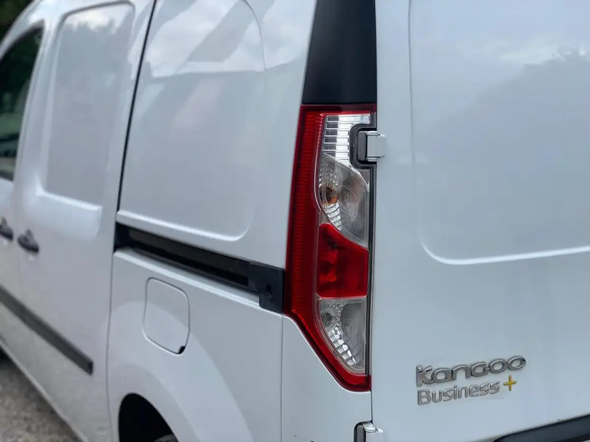 2016-renault-kangoo-15td-ml19-dci-90-business-panel-big-15