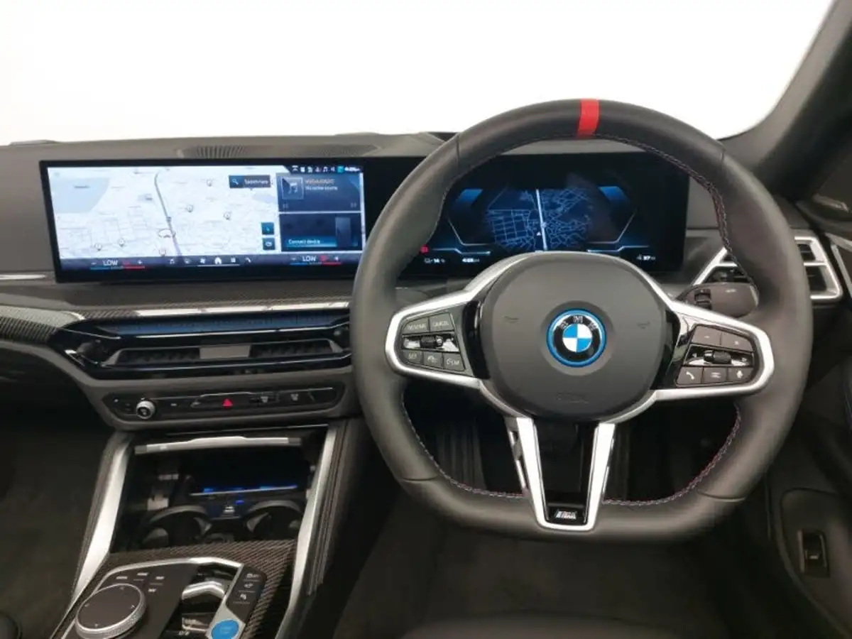 2025-bmw-i4-e-m50-big-4
