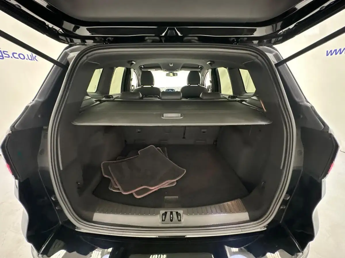 2019-ford-kuga-15tdci-st-line-ss-big-22