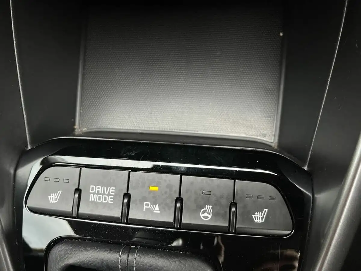 2024-kia-stonic-10-t-gdi-gt-line-s-98bhp-dct-big-29