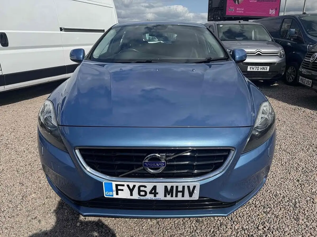 2014-volvo-v40-20td-d4-se-lux-190bhp-1969cc-geartronic-big-5