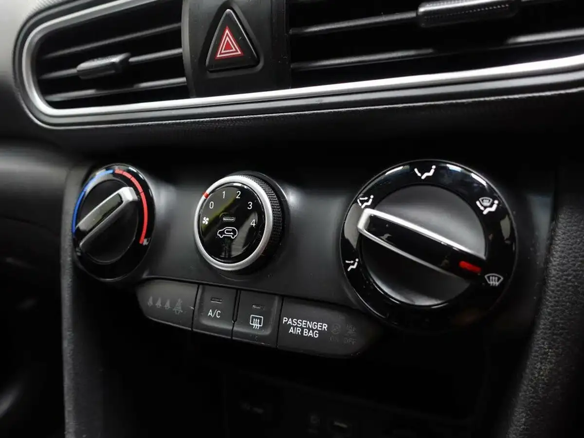2018-hyundai-kona-10-t-gdi-s-big-28