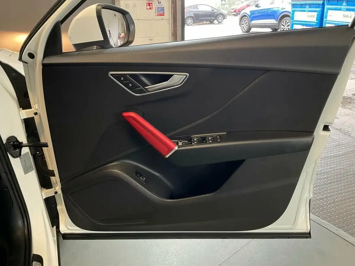 2019-audi-q2-16-30-tdi-sport-big-32