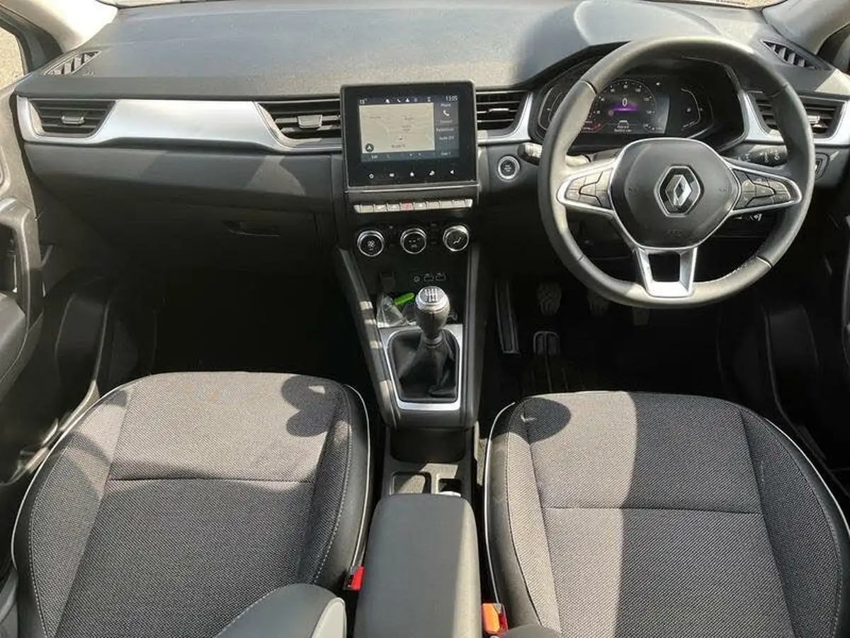 2023-renault-captur-10-tce-techno-big-11