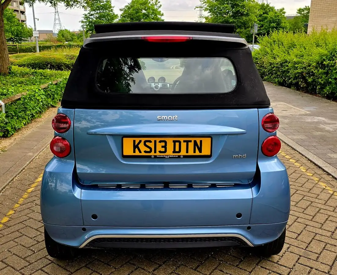 2013-smart-fortwo-10-passion-71bhp-cabriolet-big-7