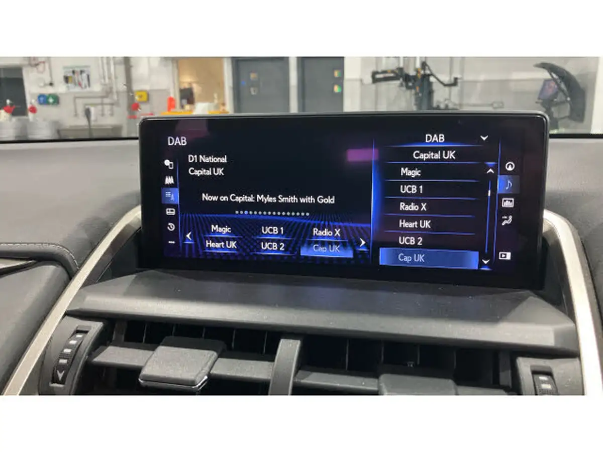2020-lexus-nx-300h-25-takumi-sunroof-big-30