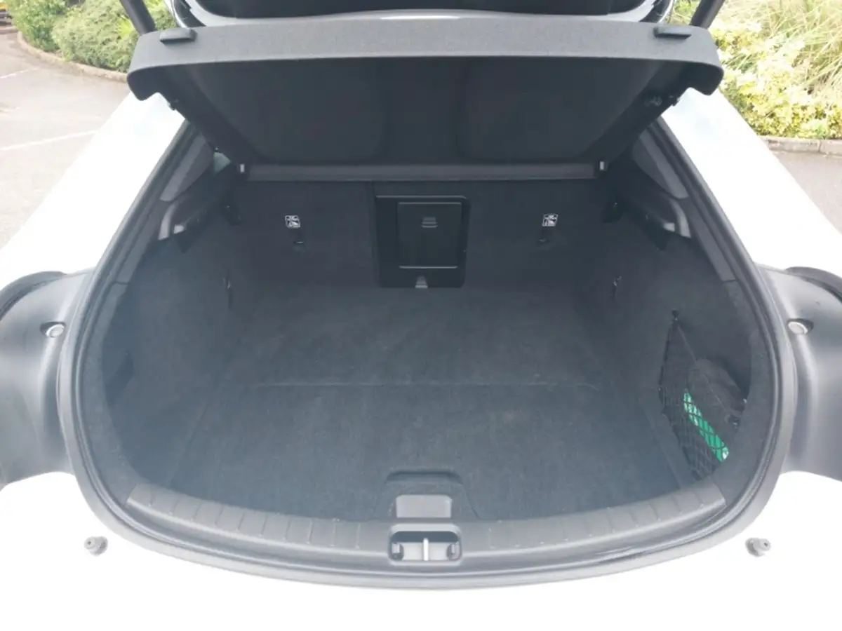 2021-dacia-duster-13-tce-comfort-130hpeu6d-4x2-window-van-1333cc-big-7